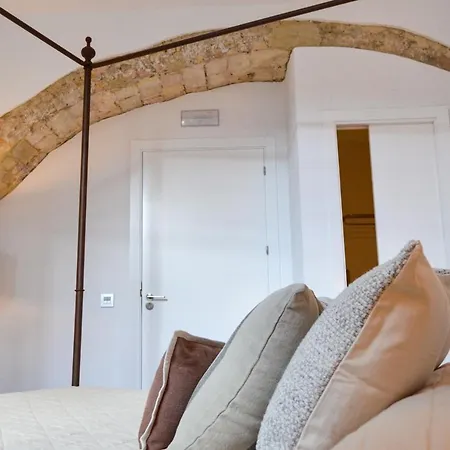 Arena House Conil Guest house