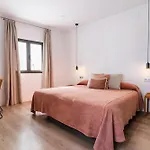 Arena House Conil بيت ضيافة 4*