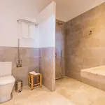 Arena House Conil كونيل ذي لا فرونتيرا