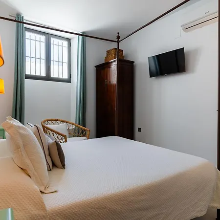 Πανσιόν Arena House Conil 4*
